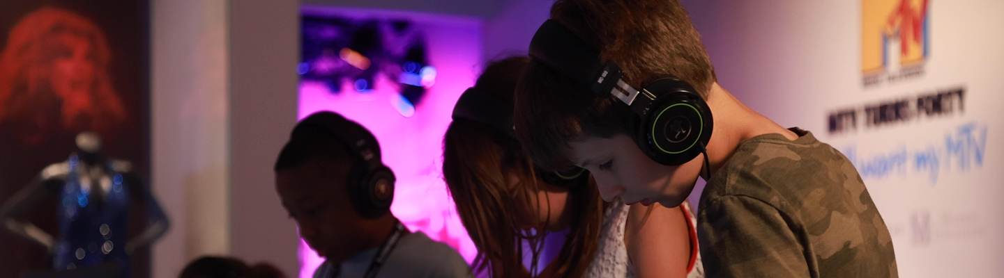 Kids learning about music at The Grammy Museum.